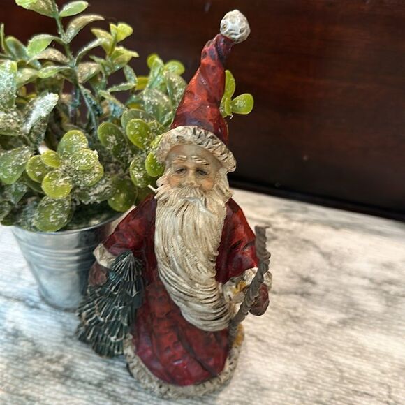 Vintage Christmas Country Santa 2007 Figurine - Picture 2 of 10